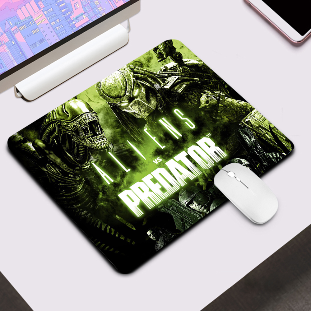 Alien vs Predator Small Gaming - Pc Gaming Vs Laptop Gaming ulasan dan harga